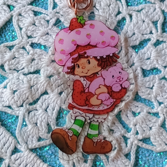 Strawberry shortcake keychain - Picture 2 of 6